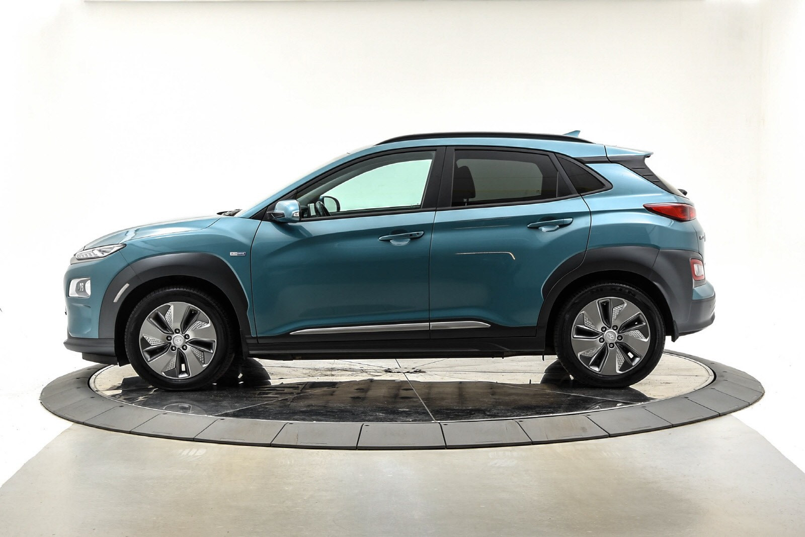 Hyundai Kona Premium 484km WLTP/Skinn/Soltak/APP+ 2