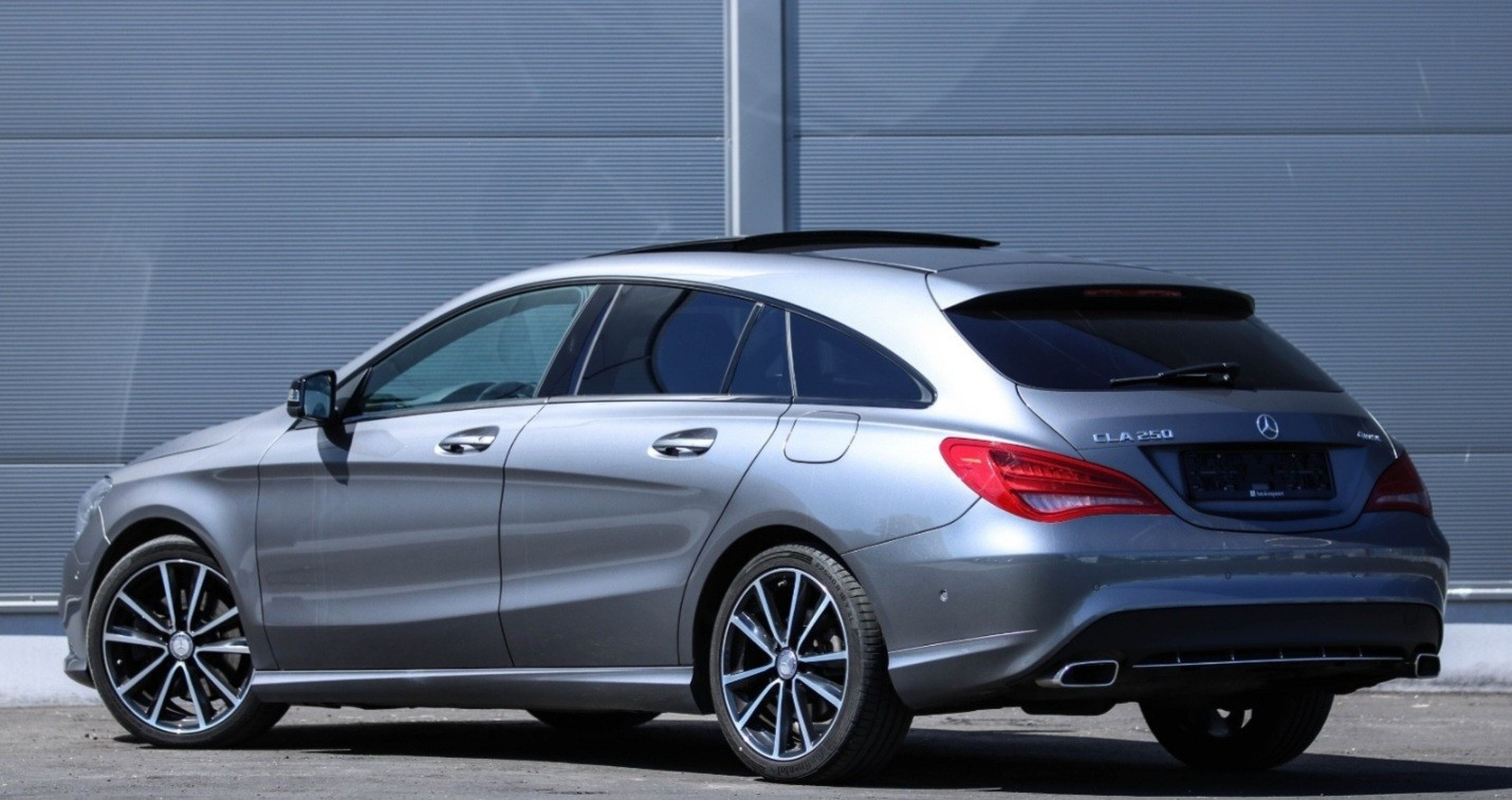Mercedes-Benz CLA CLA 250 2.0-211 4MATIC 3