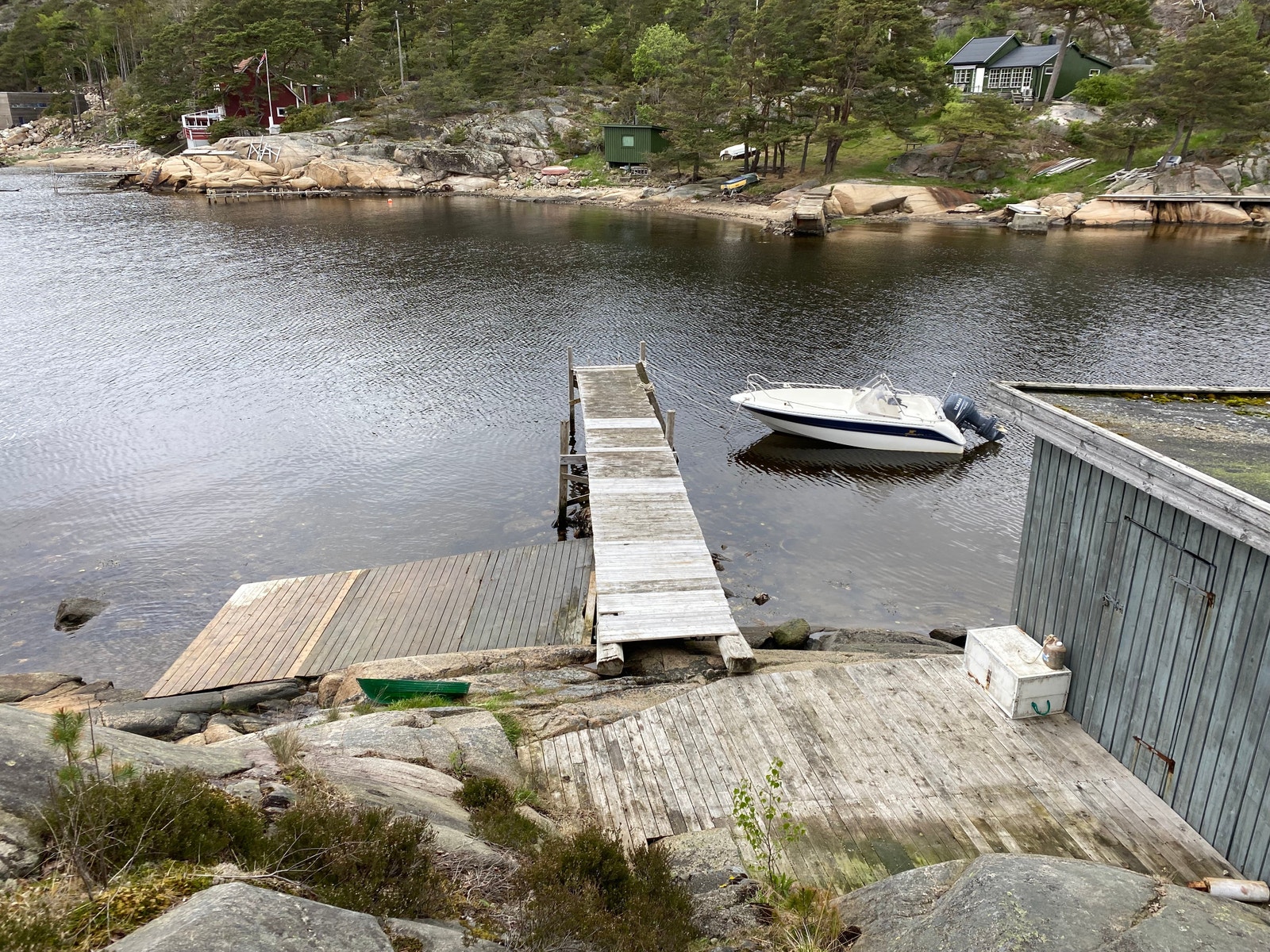 Brygge og båt Galleribilde