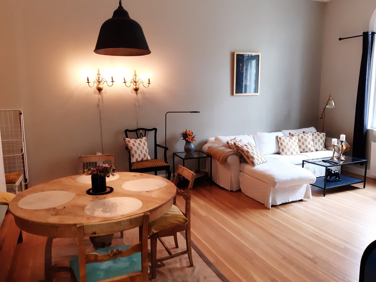 Stuerom Galleribilde