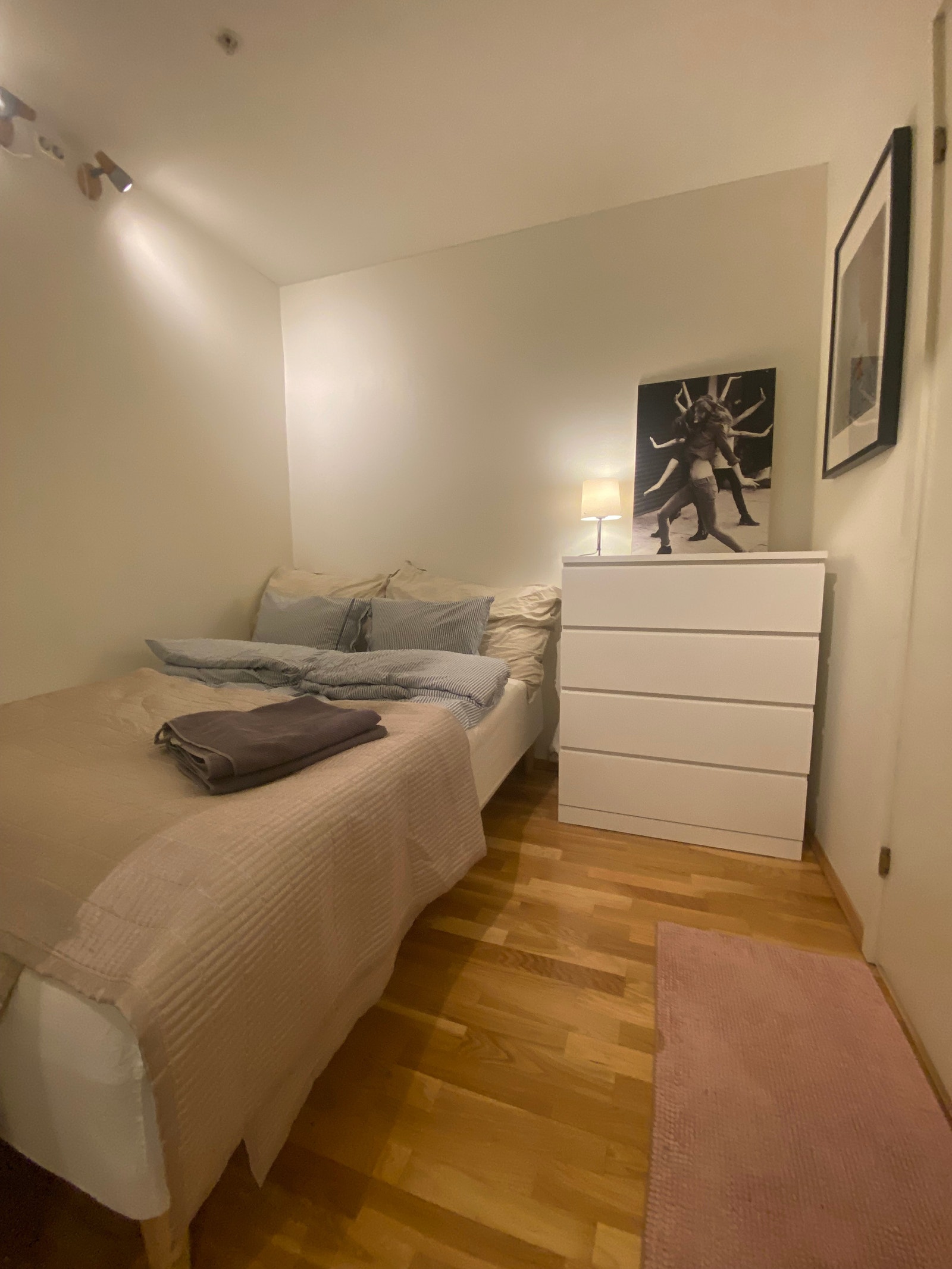 Fint soverom Galleribilde