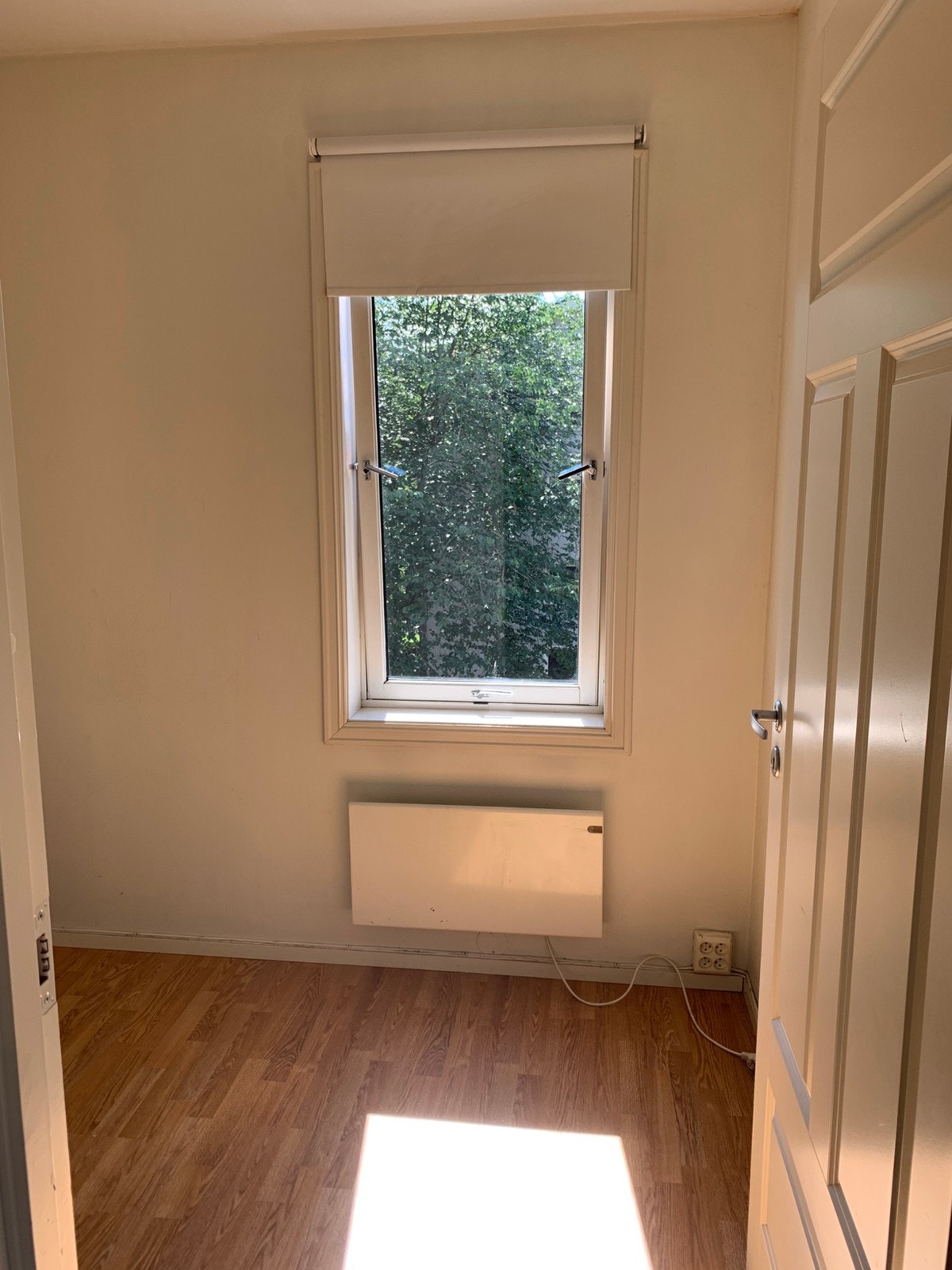 Soverom 2 inngang fra stue Galleribilde