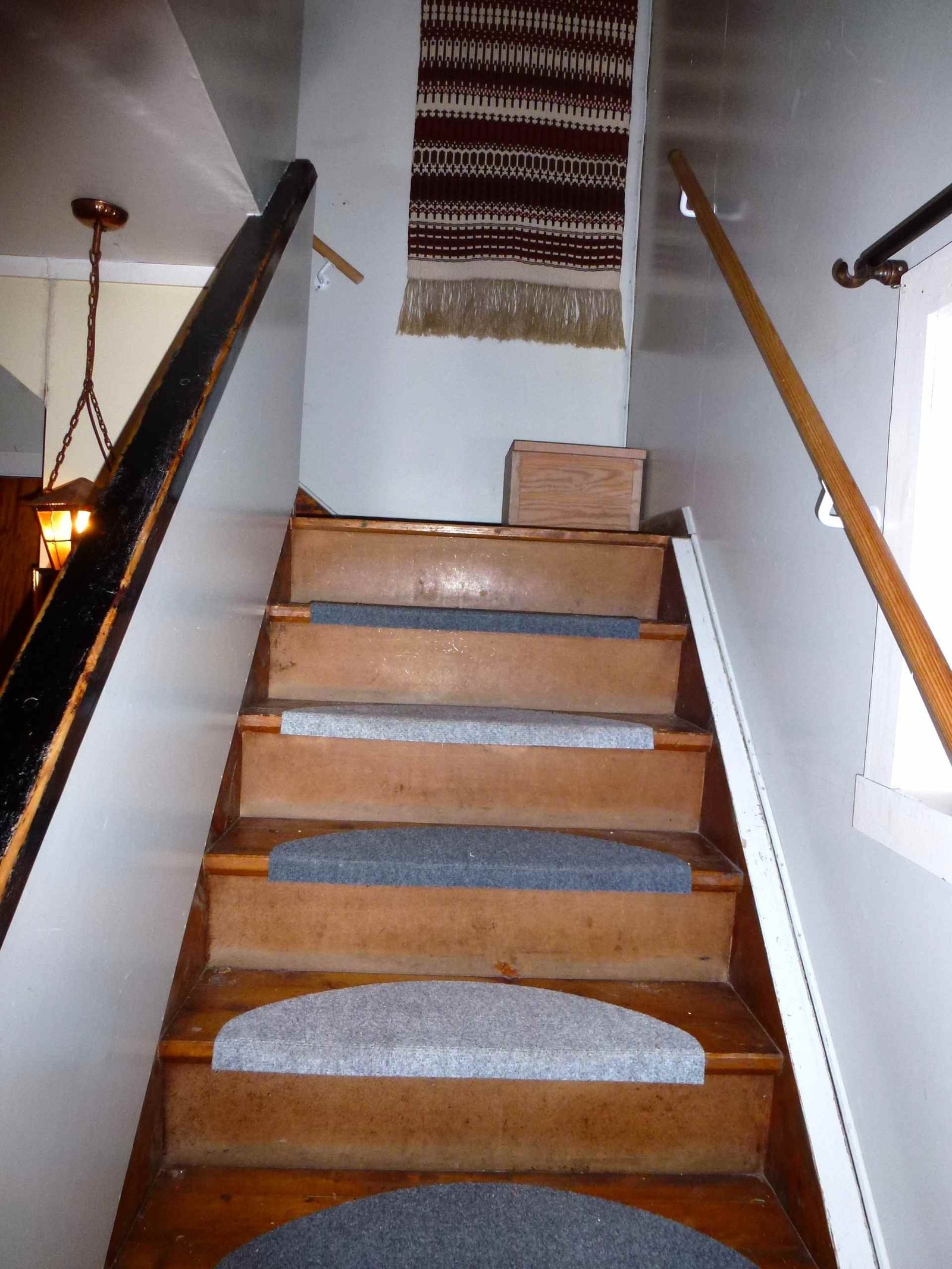 Loftstrappa i gangen Galleribilde