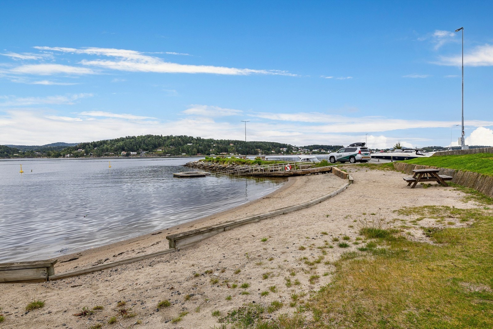 Badestrand på «Øya» / Avstand 500m Galleribilde