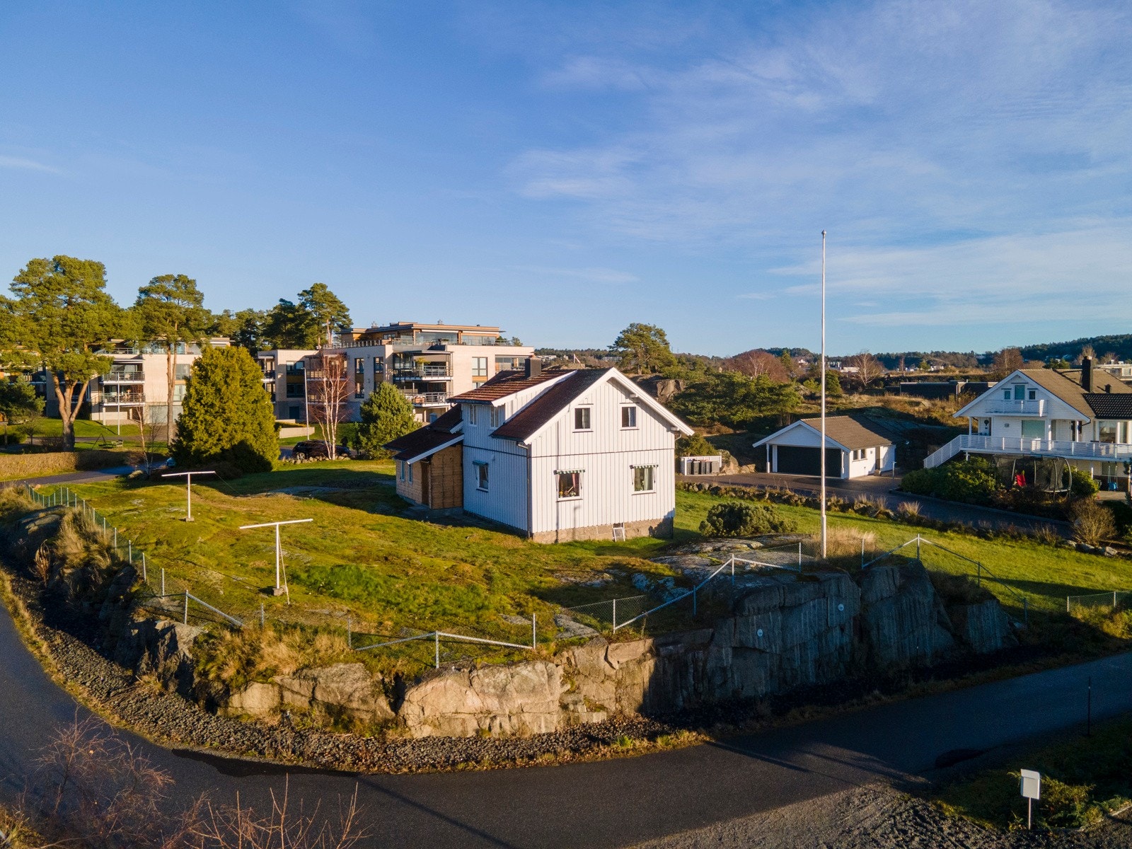 Selv på høsten er det flotte solforhold Galleribilde