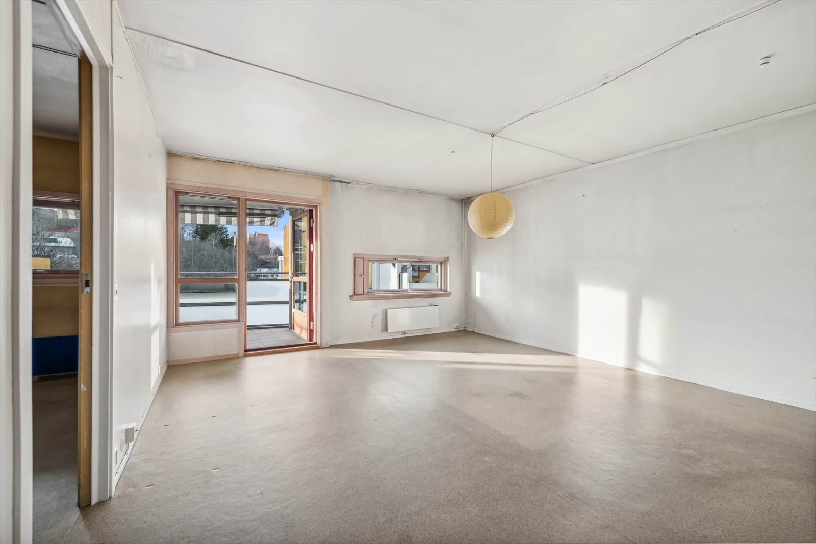 Fra stuen har du tilgang til leilighetens balkong på 13 m². Galleribilde