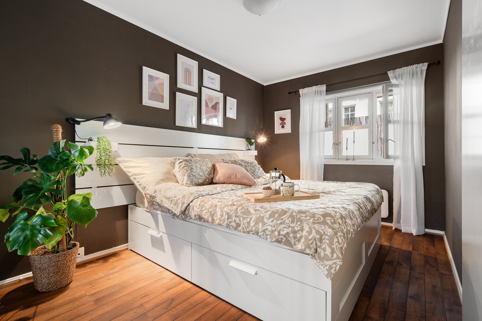 Soverommet måler 12 kvm og har god plass til å innrede etter eget ønske. Galleribilde