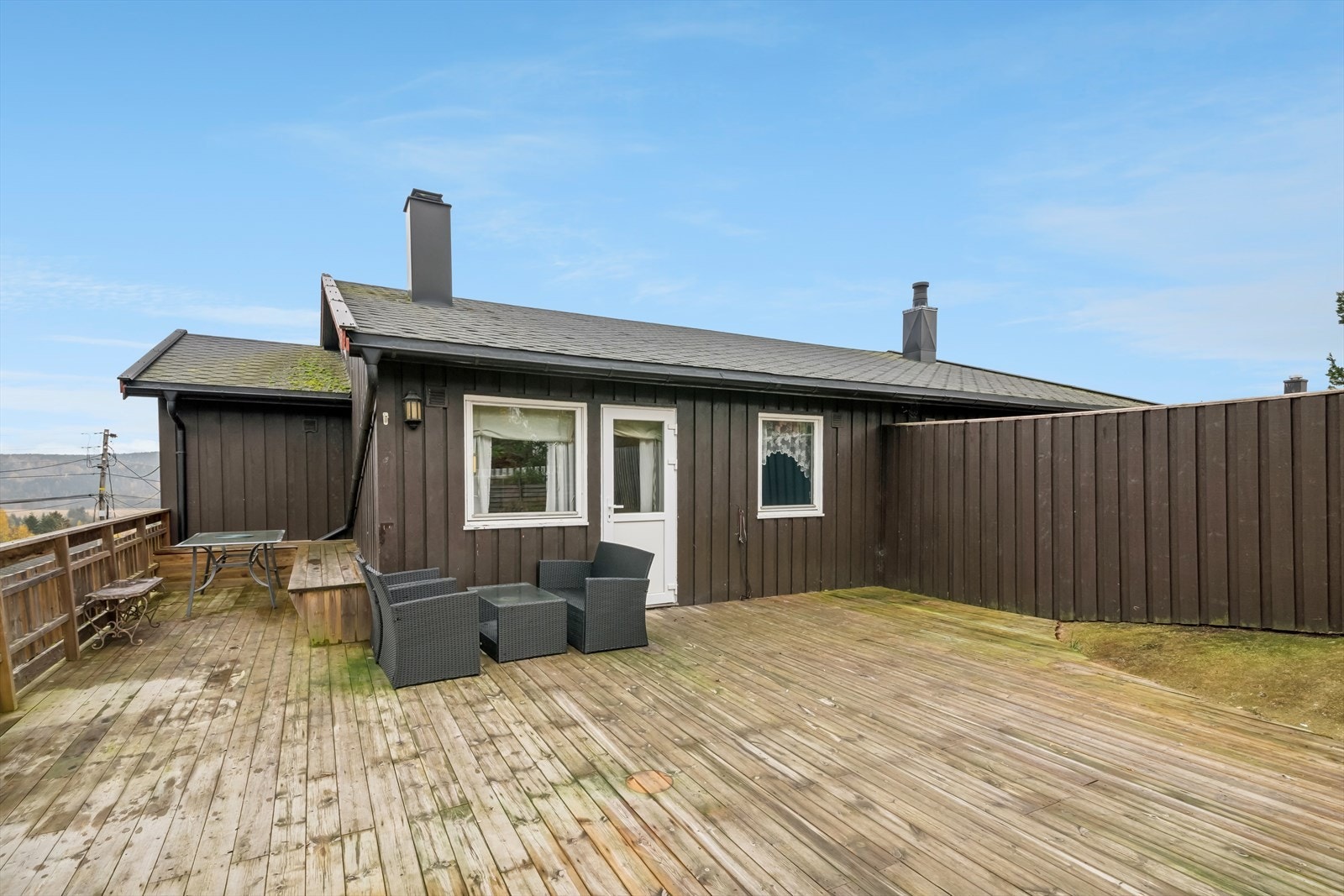 Her har man god plass til utemøbler Galleribilde