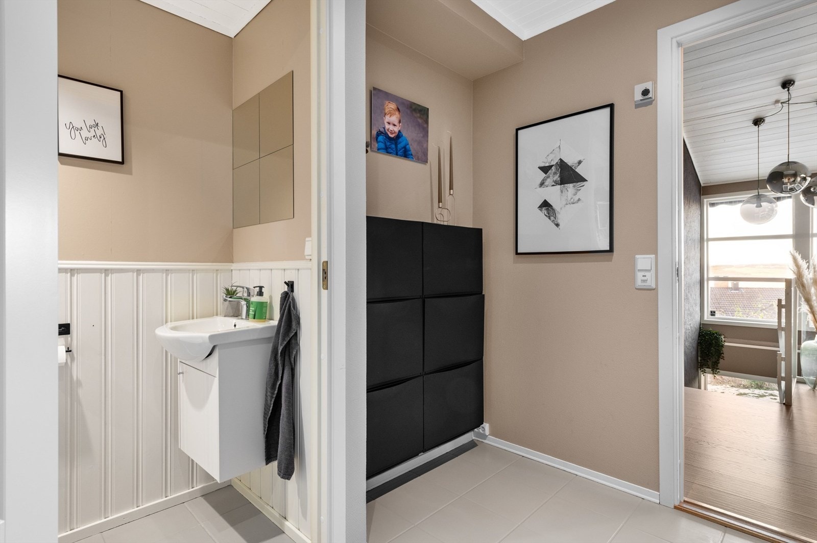 Toalettrom i gang Galleribilde