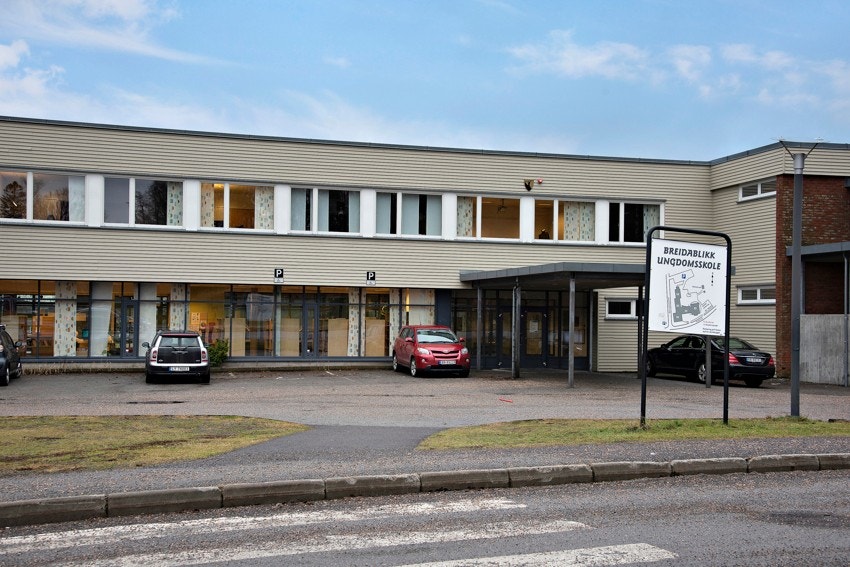 Breidablikk ungdomsskole noen kilometer unna Galleribilde