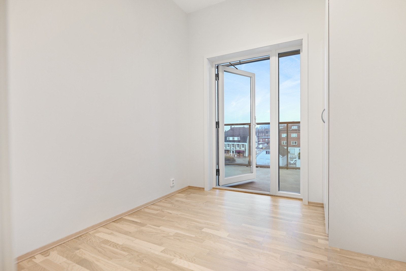 Soverom 2 er på ca. 7kvm. Galleribilde
