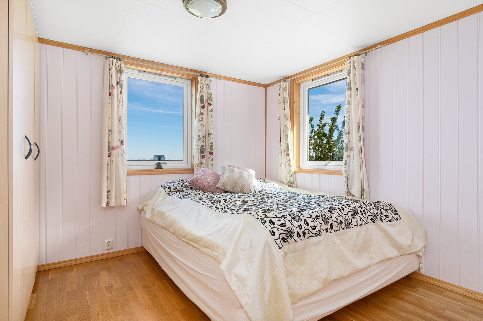 Soverom i 1. etasje Galleribilde