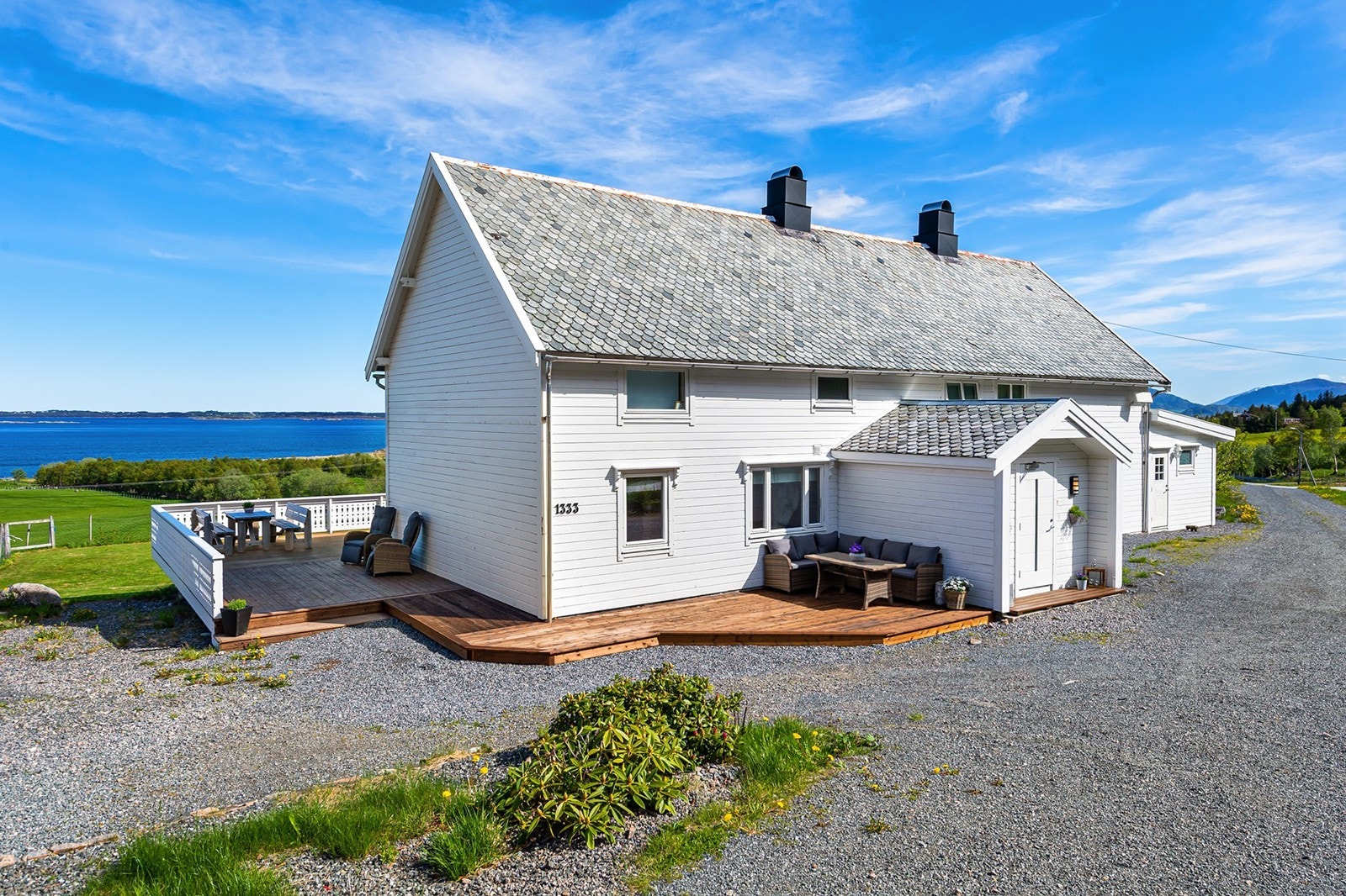 Inngangsparti og uteplasser Galleribilde