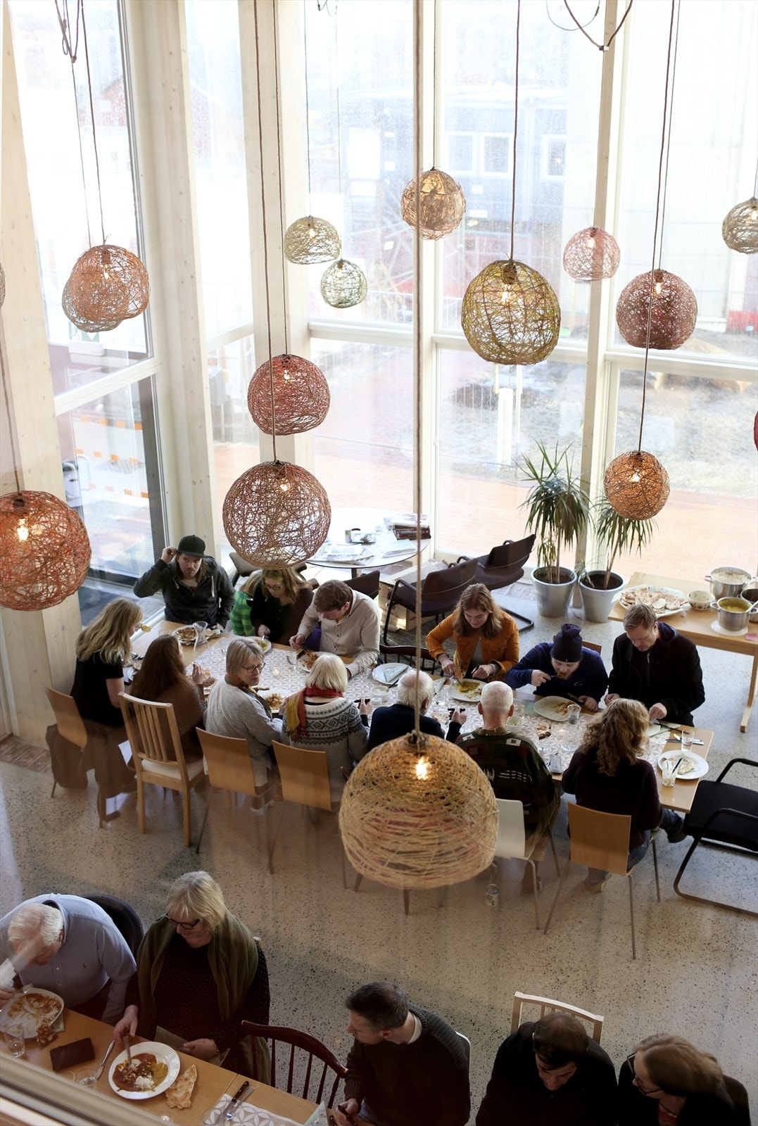 Vindmøllebakken_by Helen&Hard_photo_Minna Soujoki Galleribilde