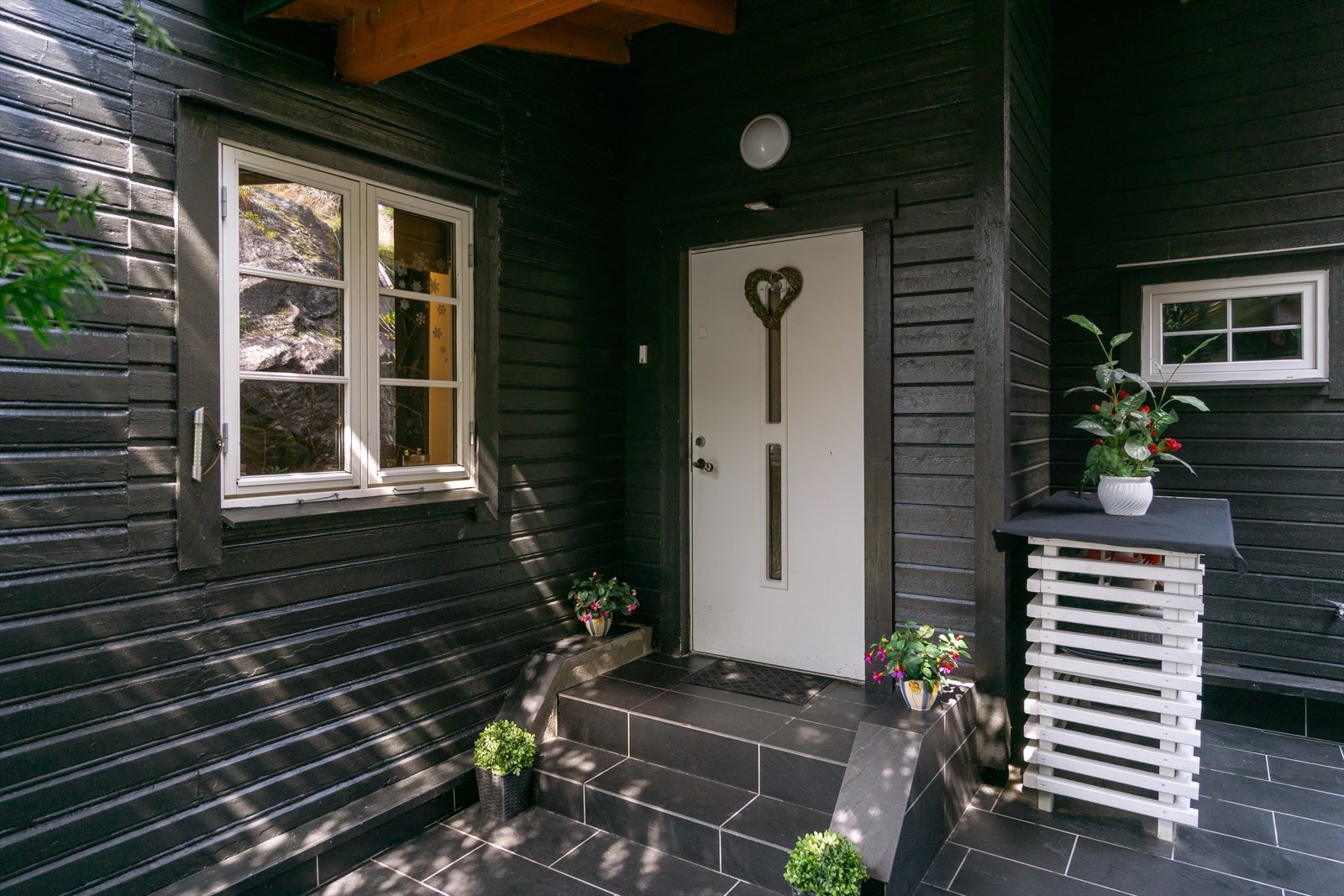 Inngangsparti i første etasje. Galleribilde