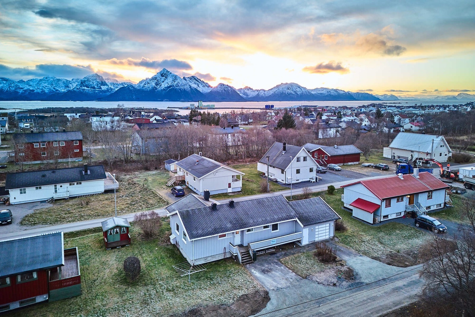 Eiendommen sett fra lufta. Galleribilde