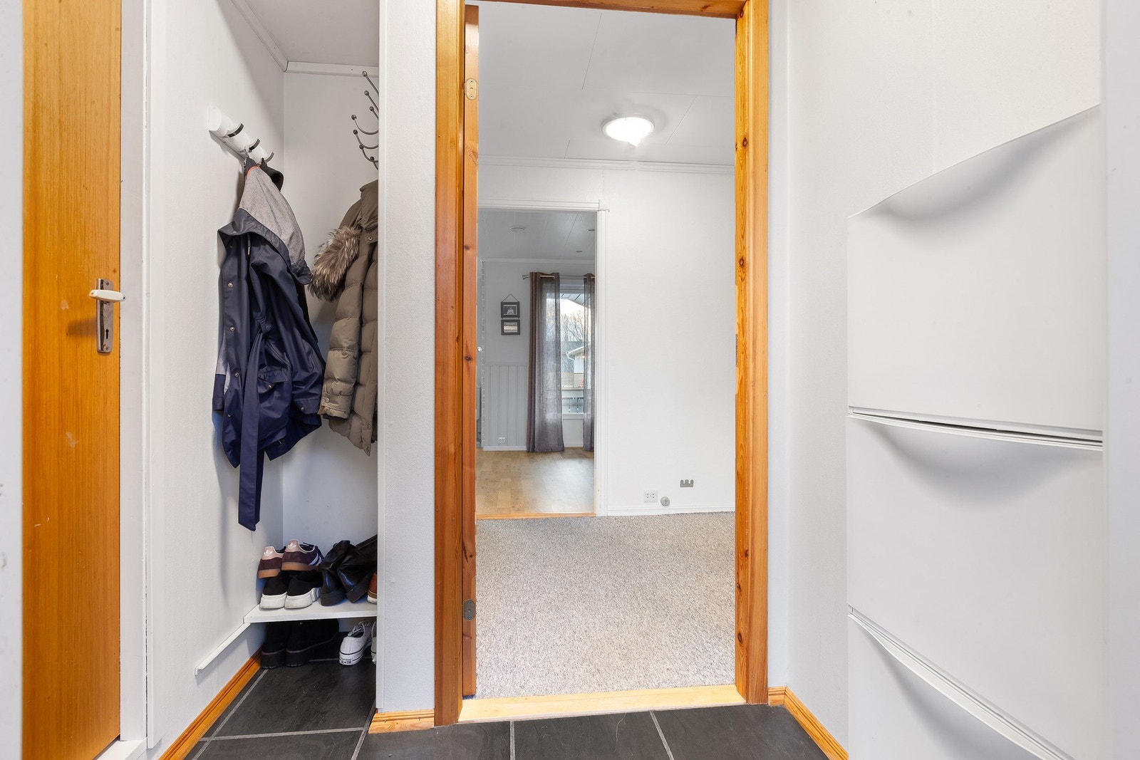 Vindfang mot entre`. Galleribilde