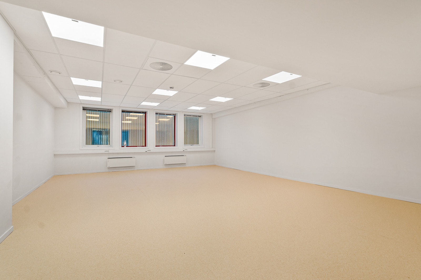 Stort kontor. 55 kvm. Galleribilde