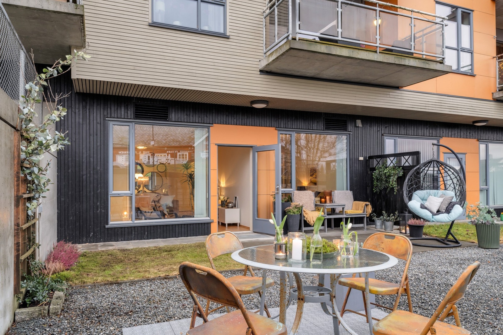 EiendomsMegler 1 ved Morten Løvseth presenterer Saxe Viks veg 2 S Galleribilde