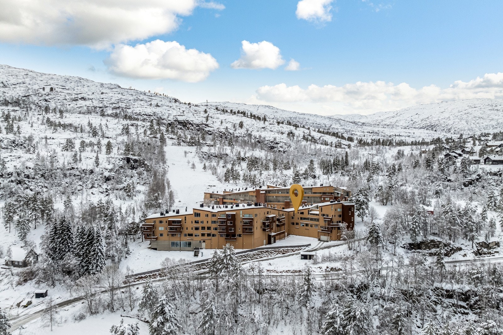 Fine turløyper både sommer og vinter, og tilrettelagt for hele familien. Galleribilde