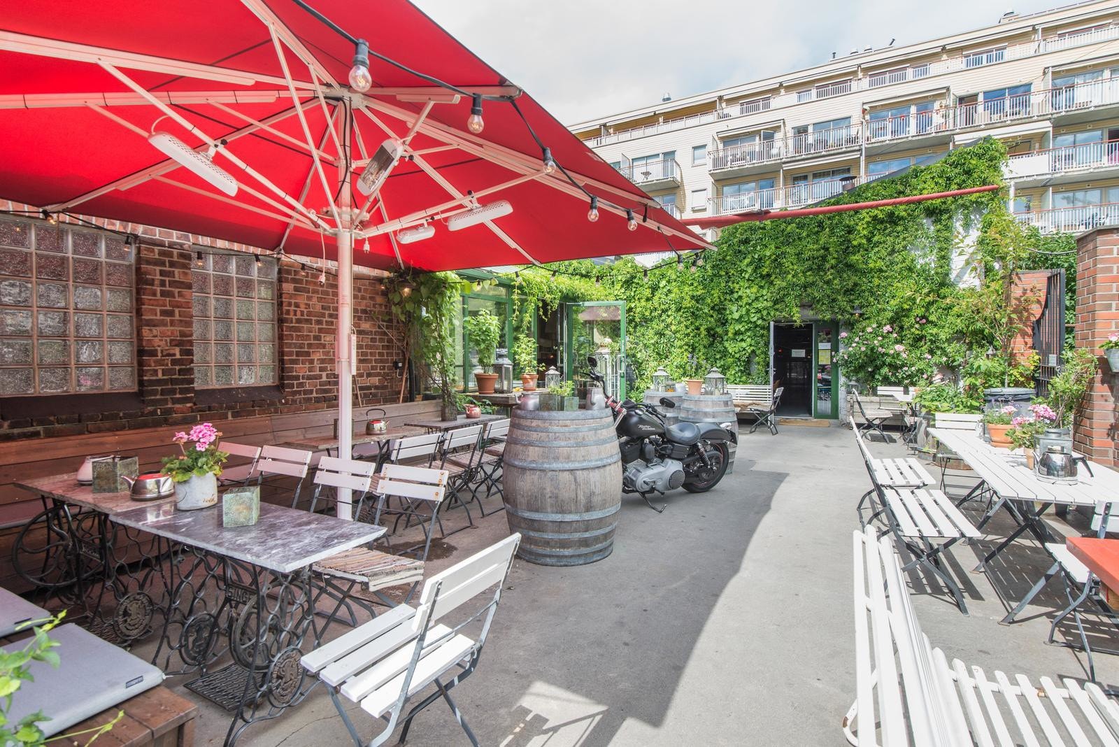 Ditt nye nabolag - Oslo Mekaniske på Teaterplassen Galleribilde