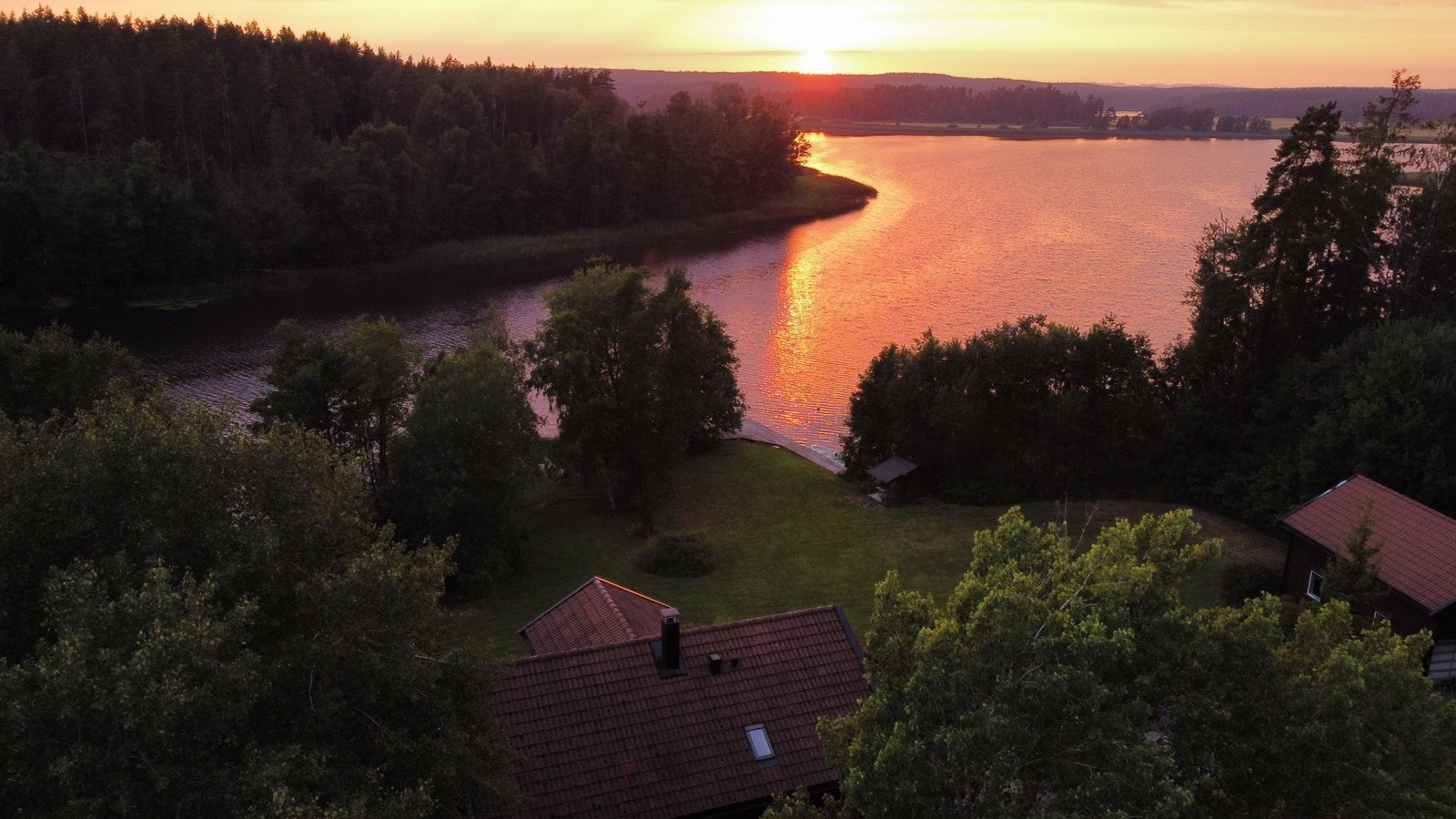Vakker solnedgang i Vansjø Galleribilde