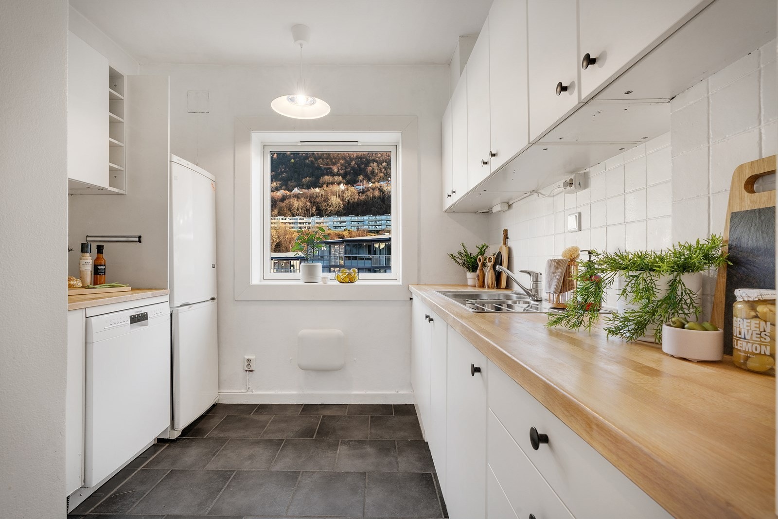 - Separat kjøkken på 6,2 m² - Galleribilde