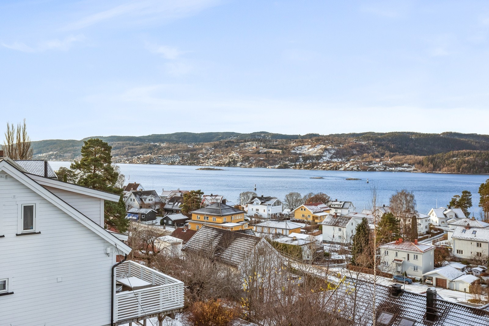 Nydelig fjordutsikt Galleribilde