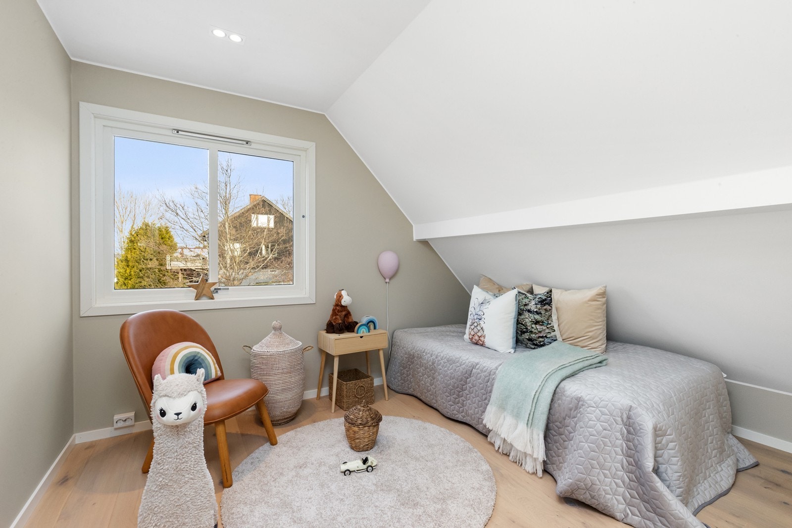 Soverom nr. 2 i 2. etasje. Galleribilde