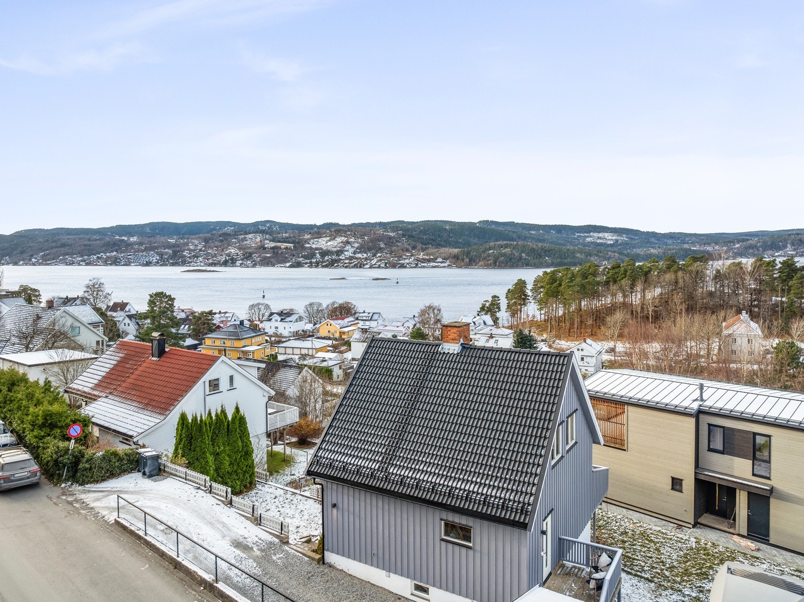 Fasaden sett fra øst Galleribilde