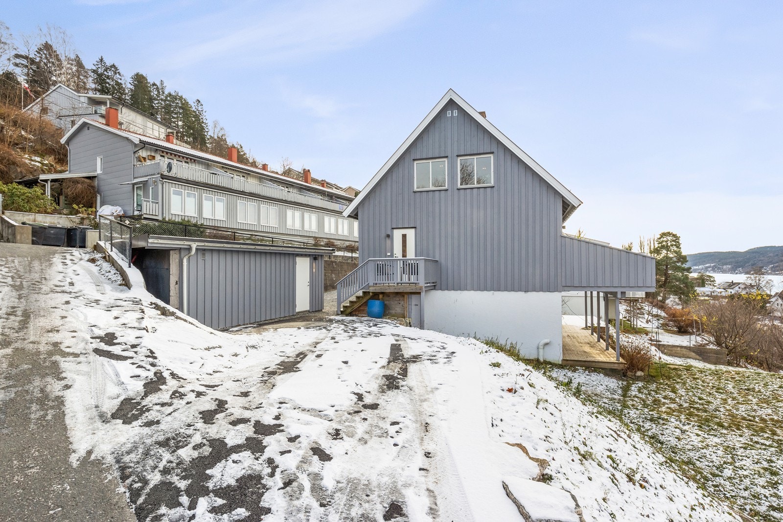 Biloppstillingsplass og adkomst fra Humlestien Galleribilde