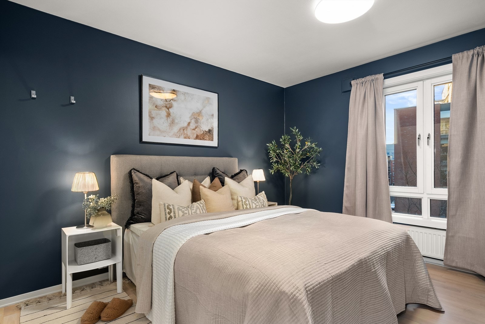 Romslig hovedsoverom. Galleribilde