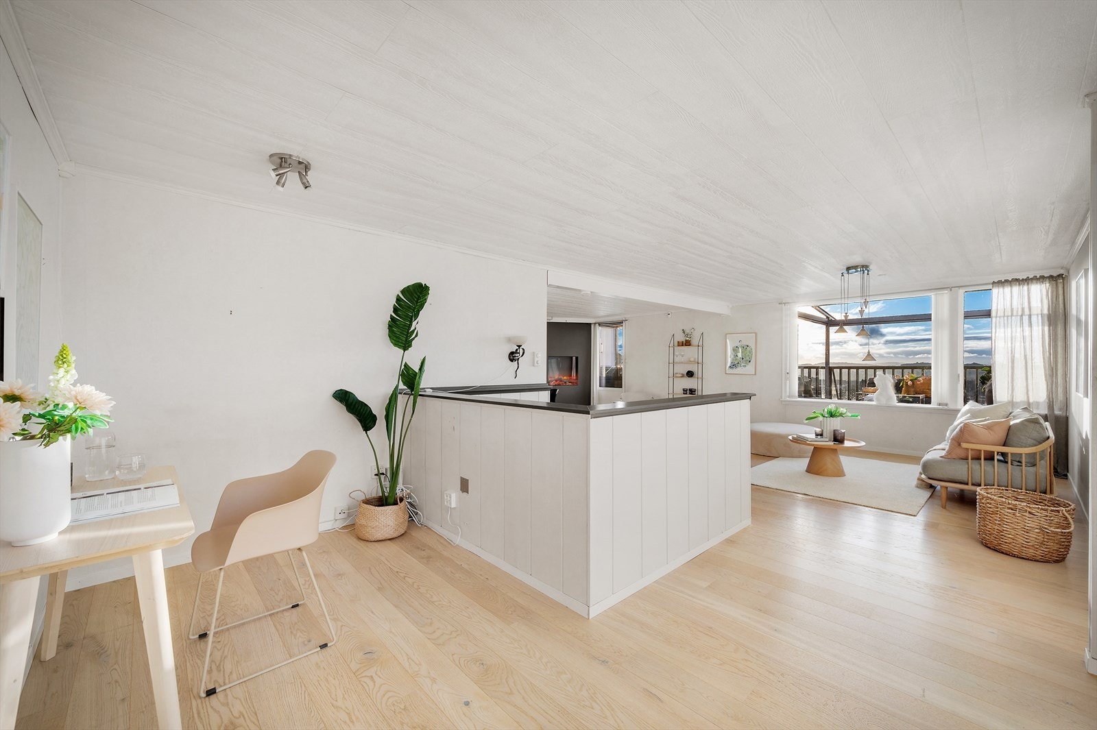 - Deler av stuen er opprinnelig byggemeldt som soverom, og kan enkelt tilbakeføres ved behov for et ekstra soverom - Galleribilde