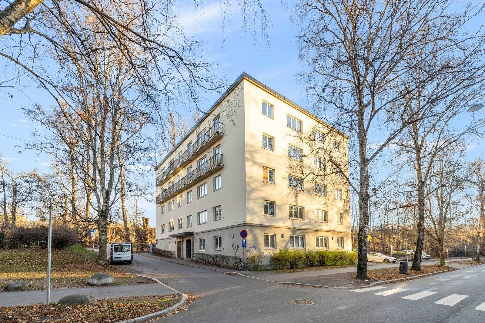 Sinsenterrassen ligger sentralt på Sinsen, med kort gangavstand til Løren og Carl Berner. Galleribilde