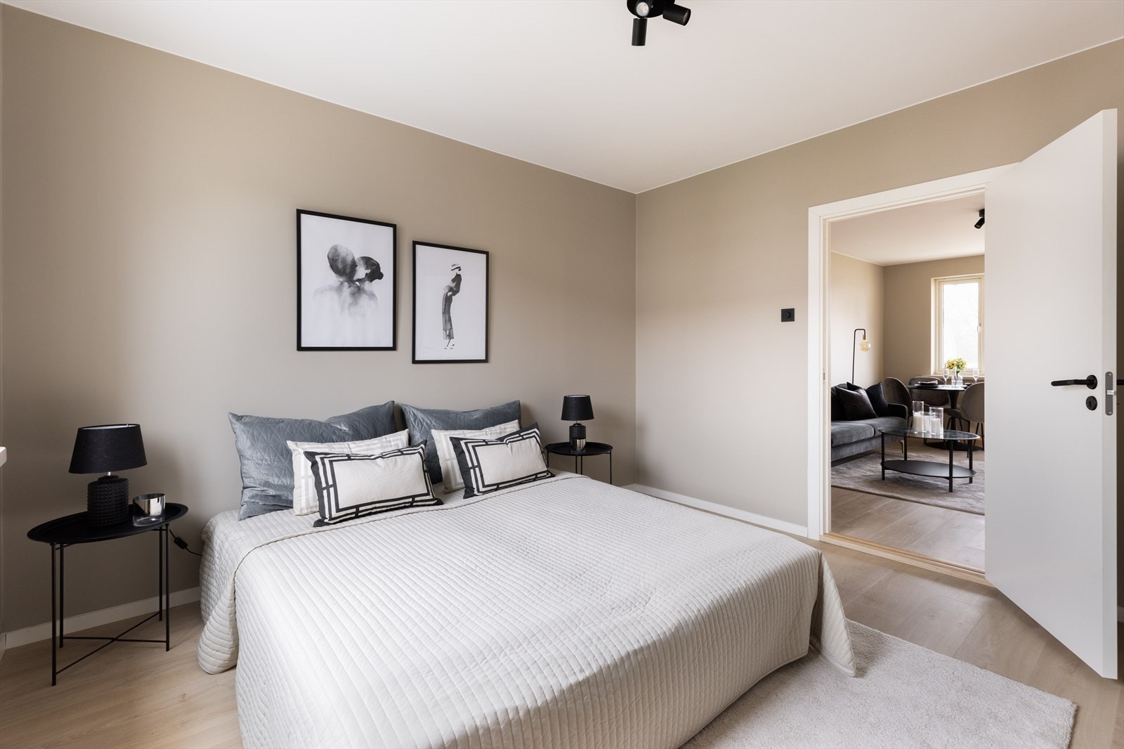 - Her får du plass til bred dobbeltseng - Galleribilde