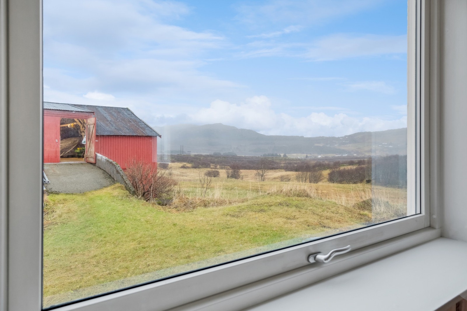 Utsikt fra stua. Galleribilde