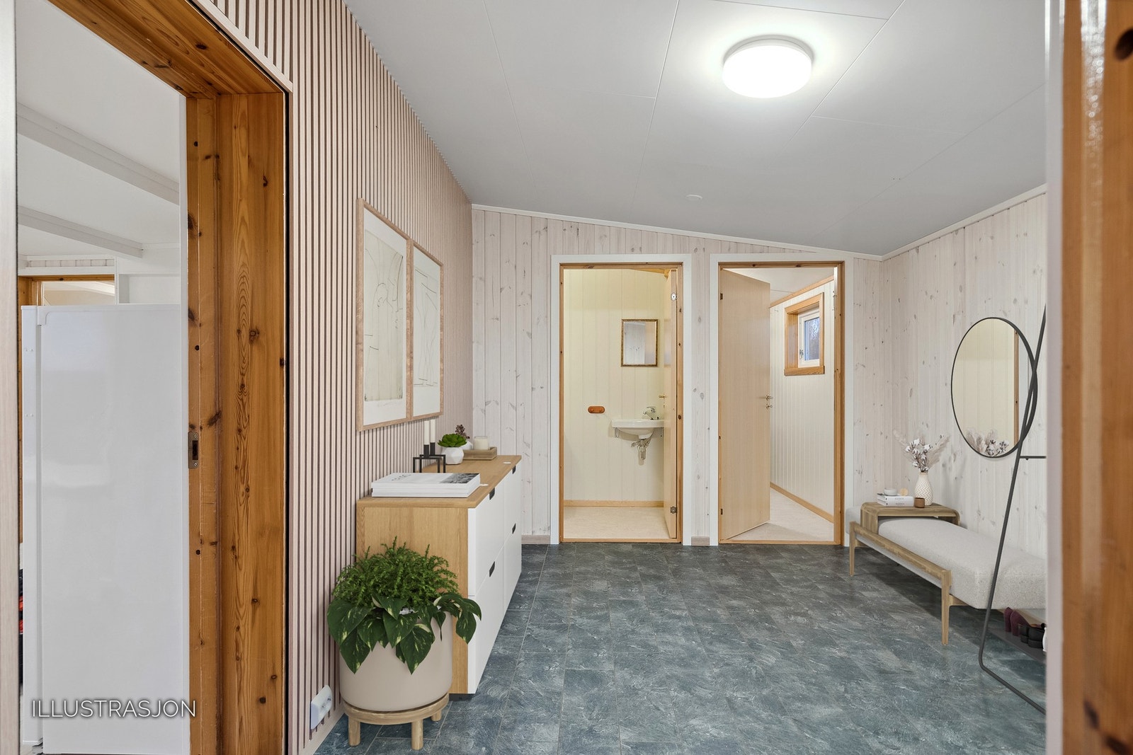 I gangen får du et toalettrom og bod rett fram. Galleribilde