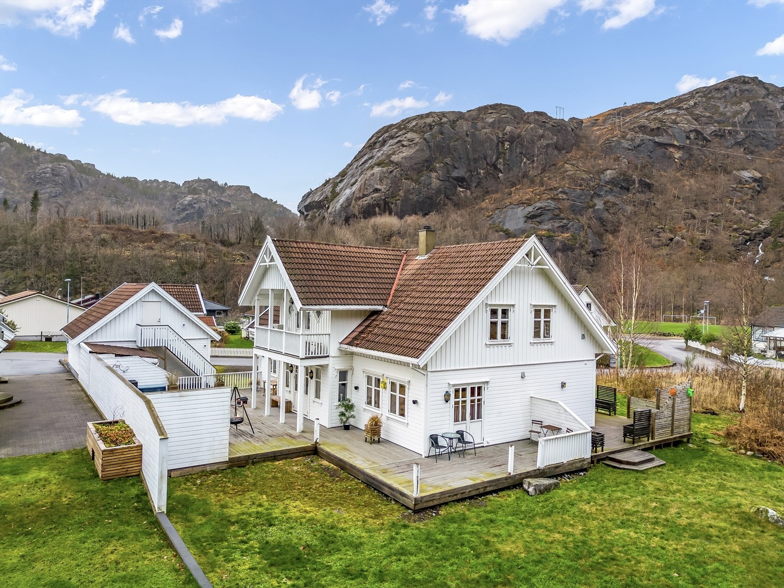 Velkommen til Eikedalsveien 21 i Åna-Sira! Galleribilde