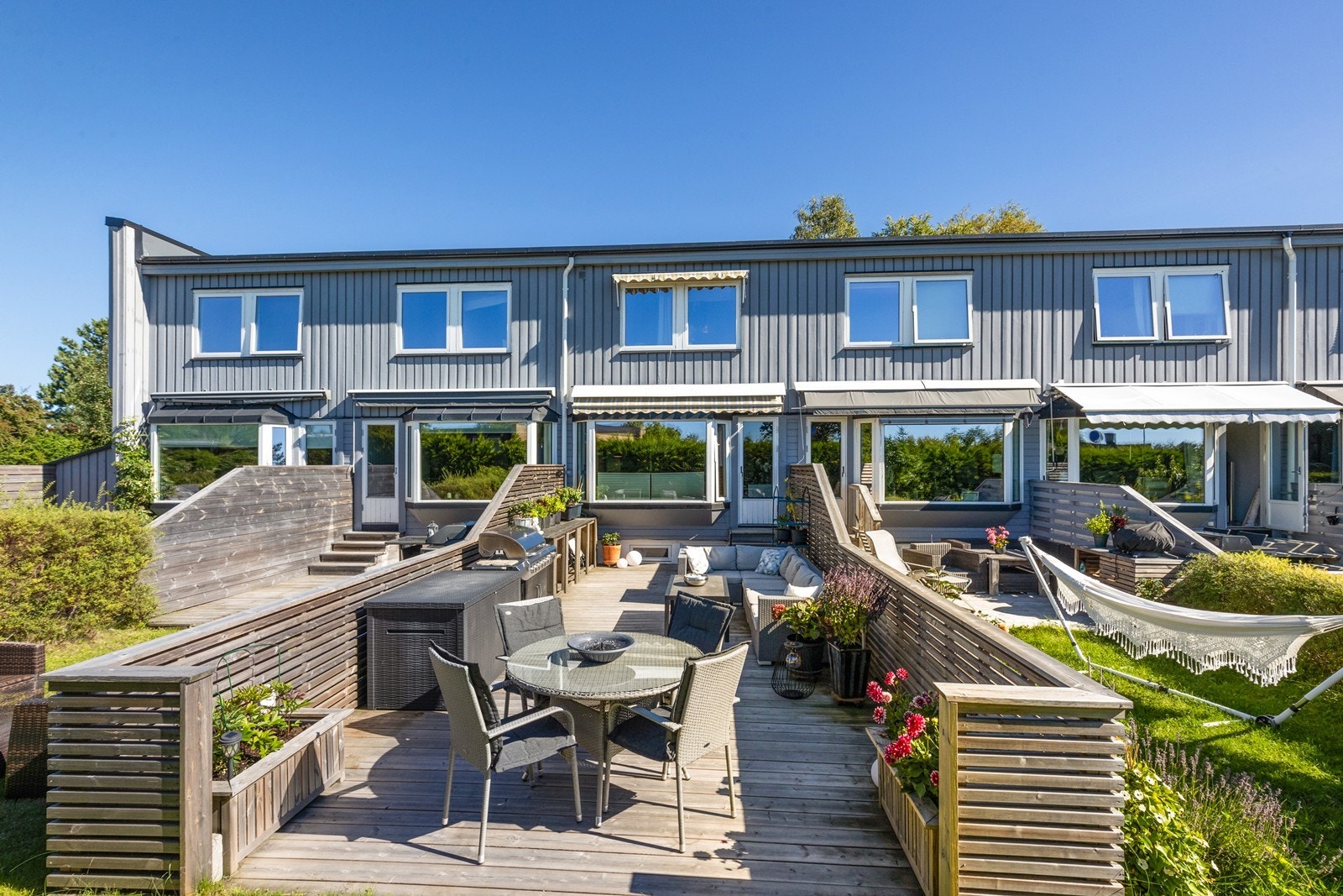 Velkommen til Heer Terrasse 34E i Drøbak, rett ved barnehage, barneskole, buss, matbutikk og marka Galleribilde