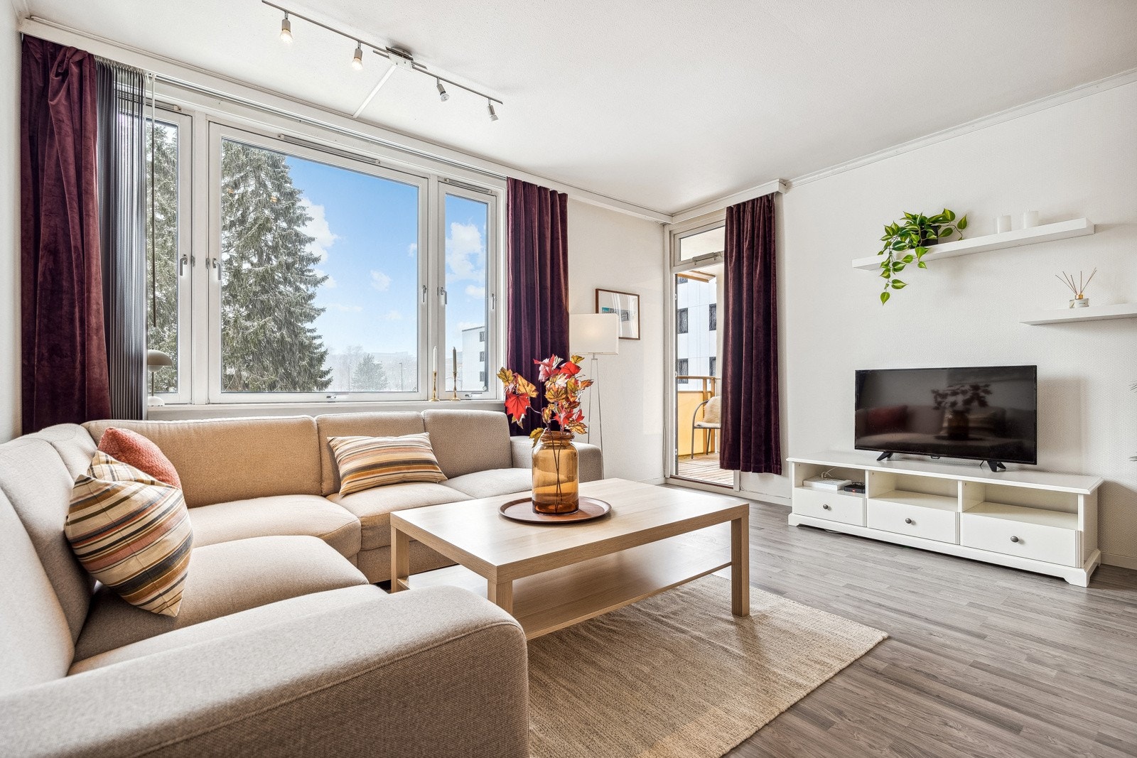 EIE eiendomsmegling ved Yasin Unal har gleden av å presentere Casper Lundes veg 6A. Galleribilde