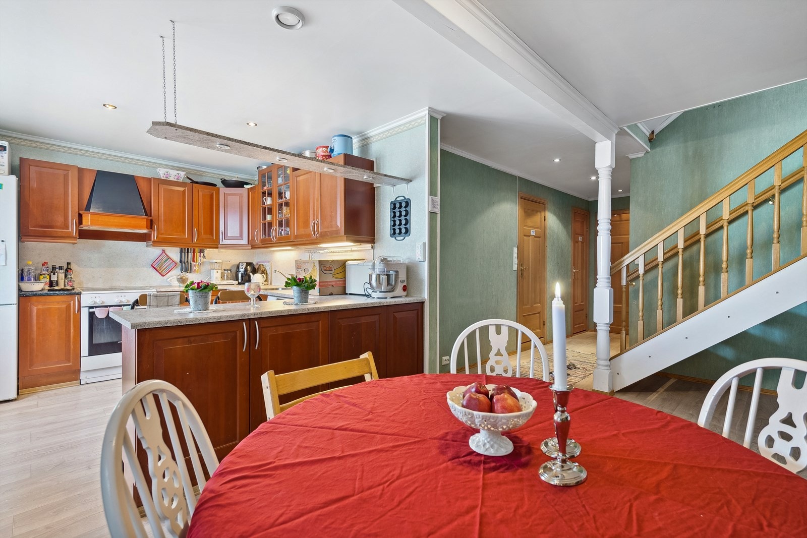 Leilighet 1 - stue og kjøkken Galleribilde