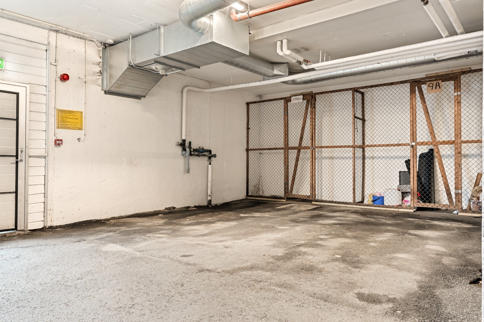 Medfølger egen parkeringsplass i oppvarmet parkeringskjeller. Galleribilde