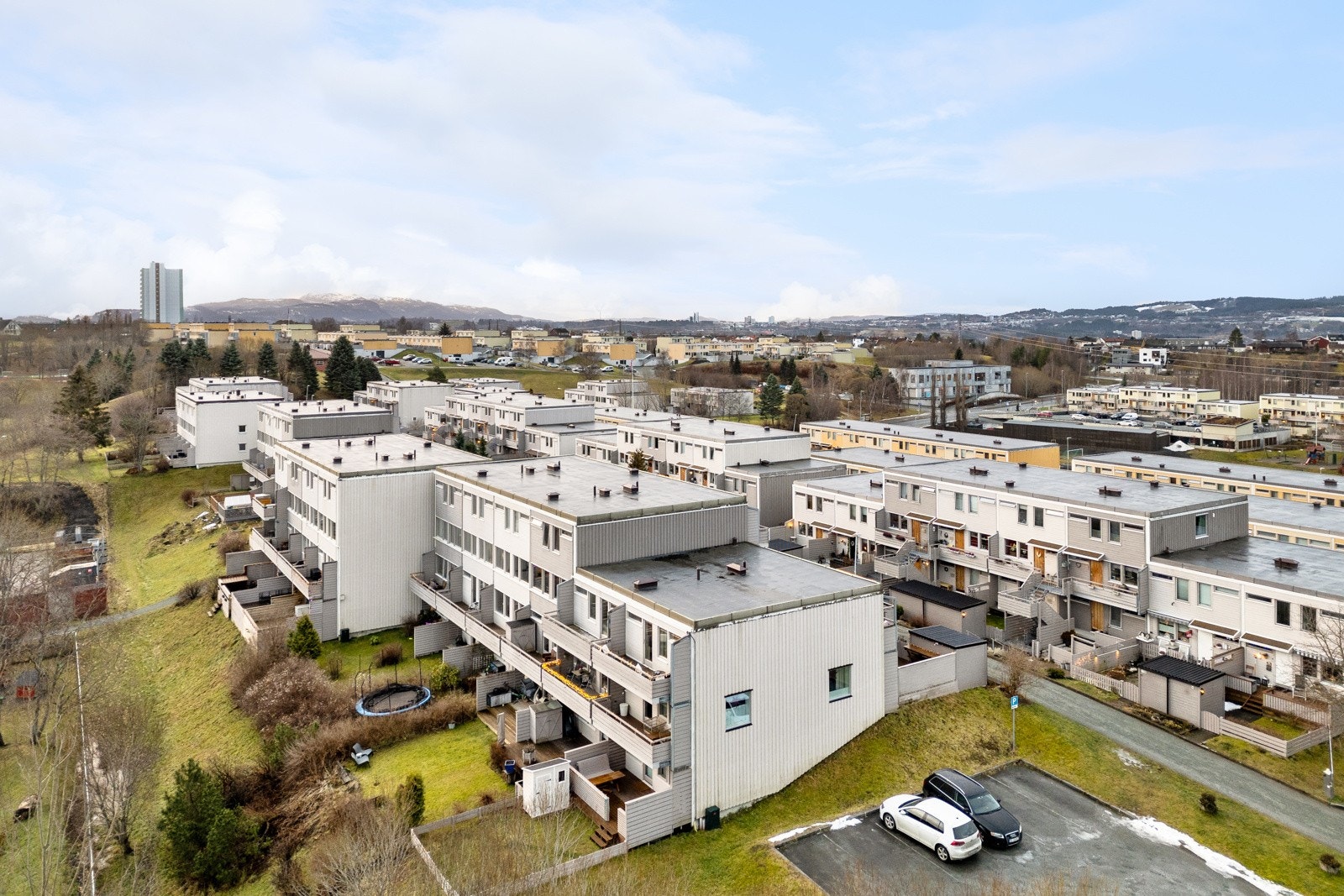 Leiligheten er en del av Risvollan BL, et svært veldrevet og godt etablert borettslag. Galleribilde