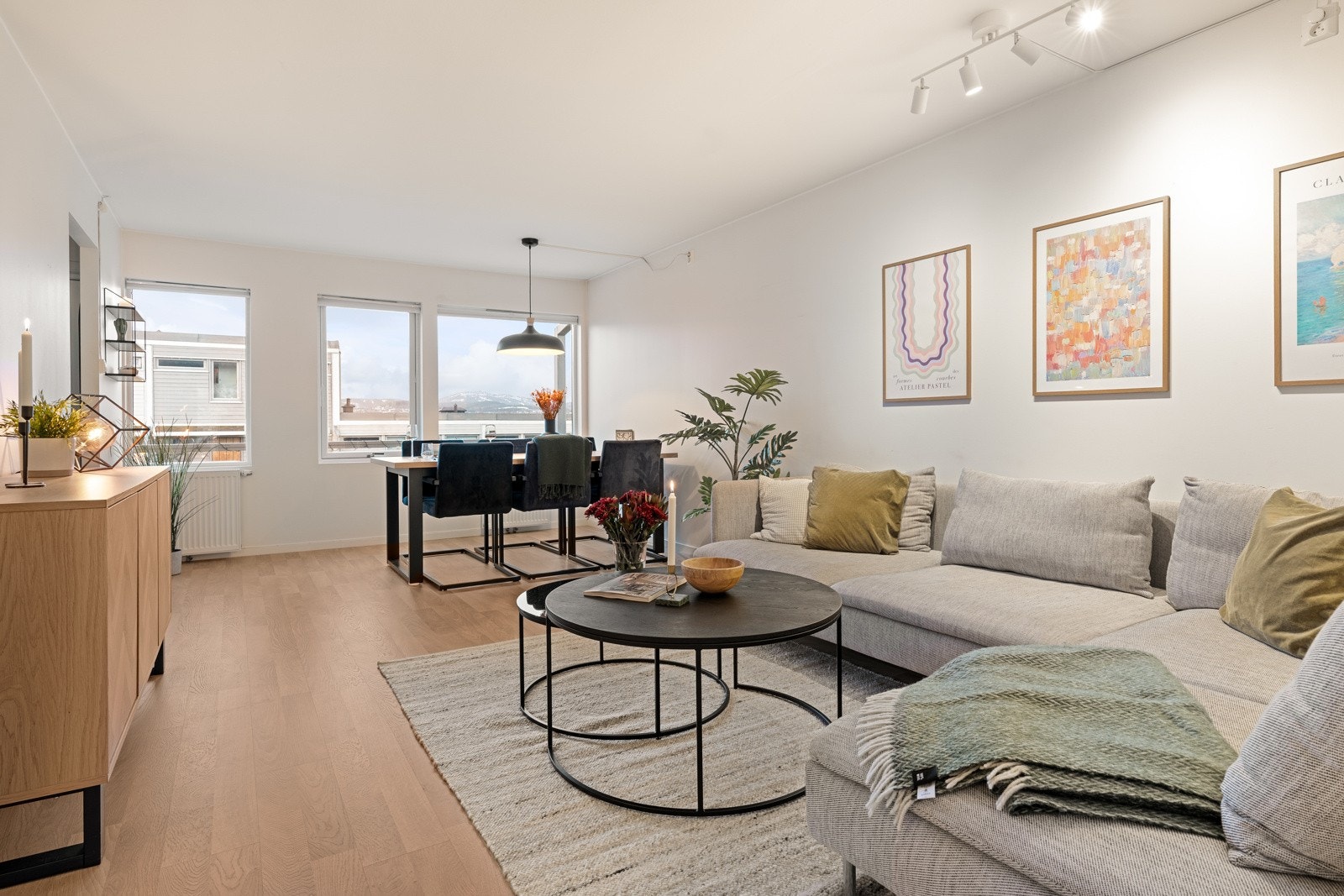 Proaktiv Eiendomsmegling ved Tore Resell har den store gleden av å presentere Nordre Risvolltun 11A! Galleribilde