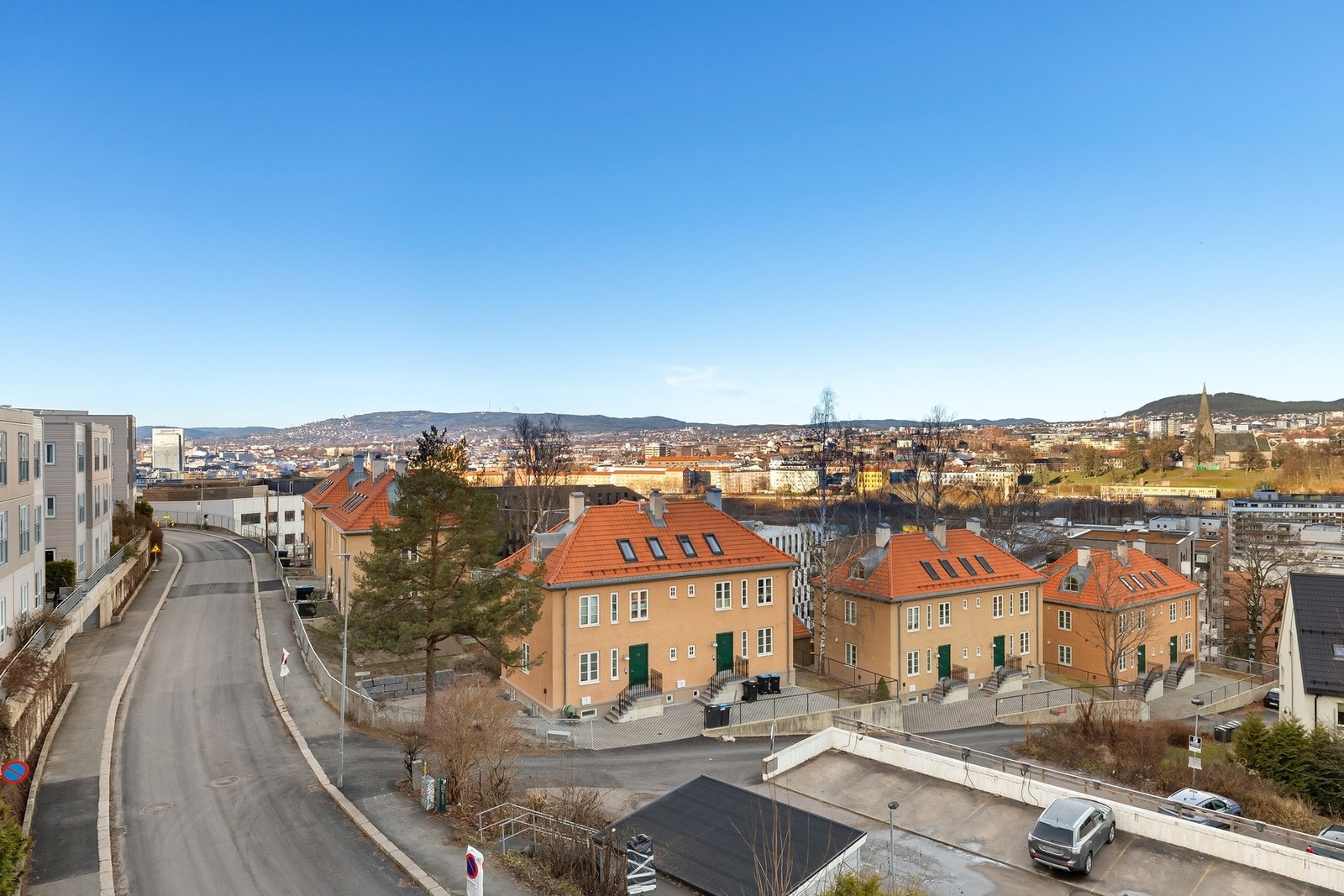 Utsikt fra inngangsparti Galleribilde