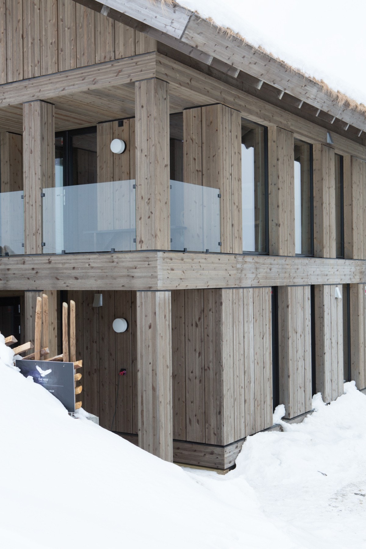 Stilig arkitektur! Foto fra en ferdig oppført sokkelhytte Galleribilde