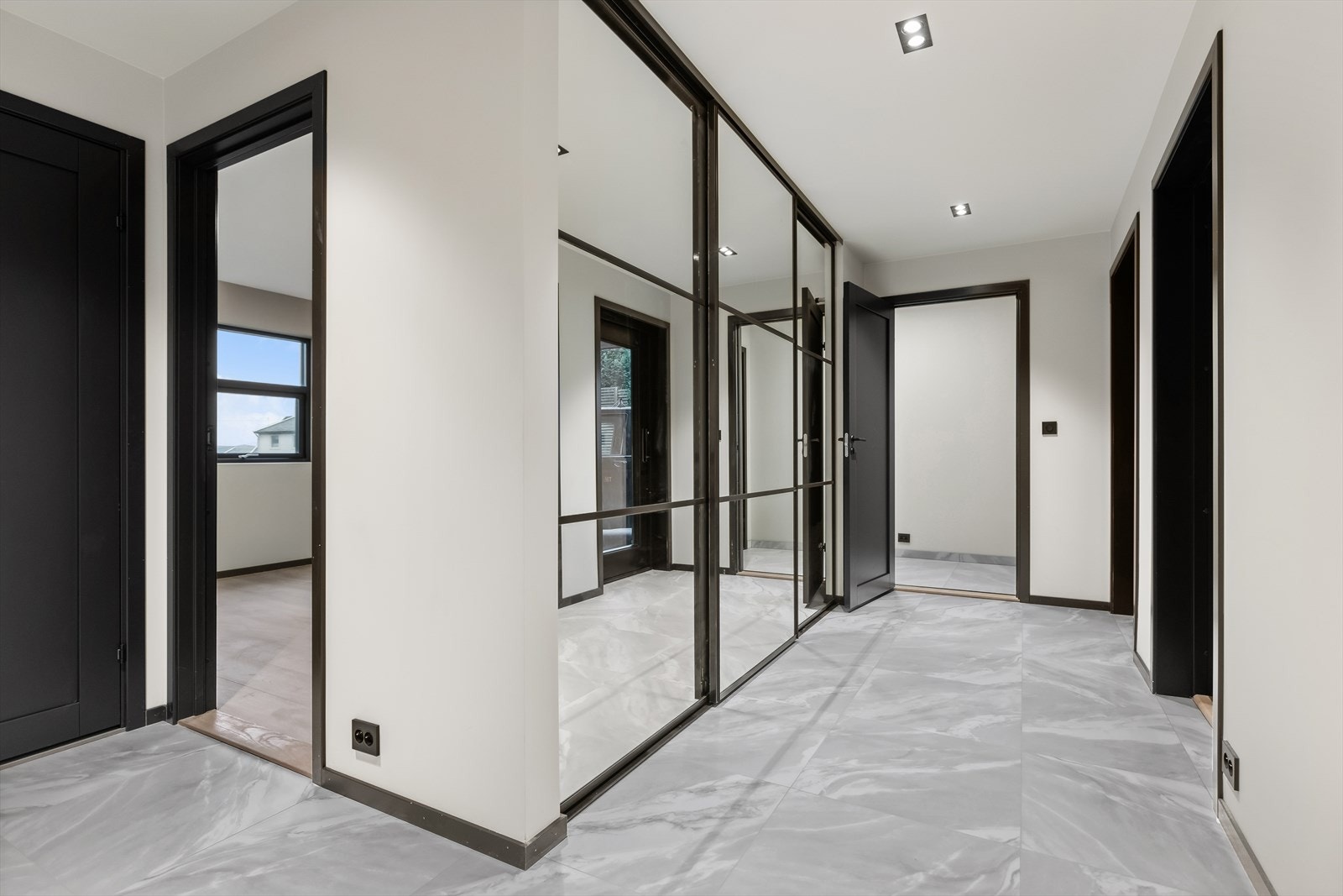 Vannbåren gulvvarme sørger for en jevn og behagelig varme i gulvet. Galleribilde