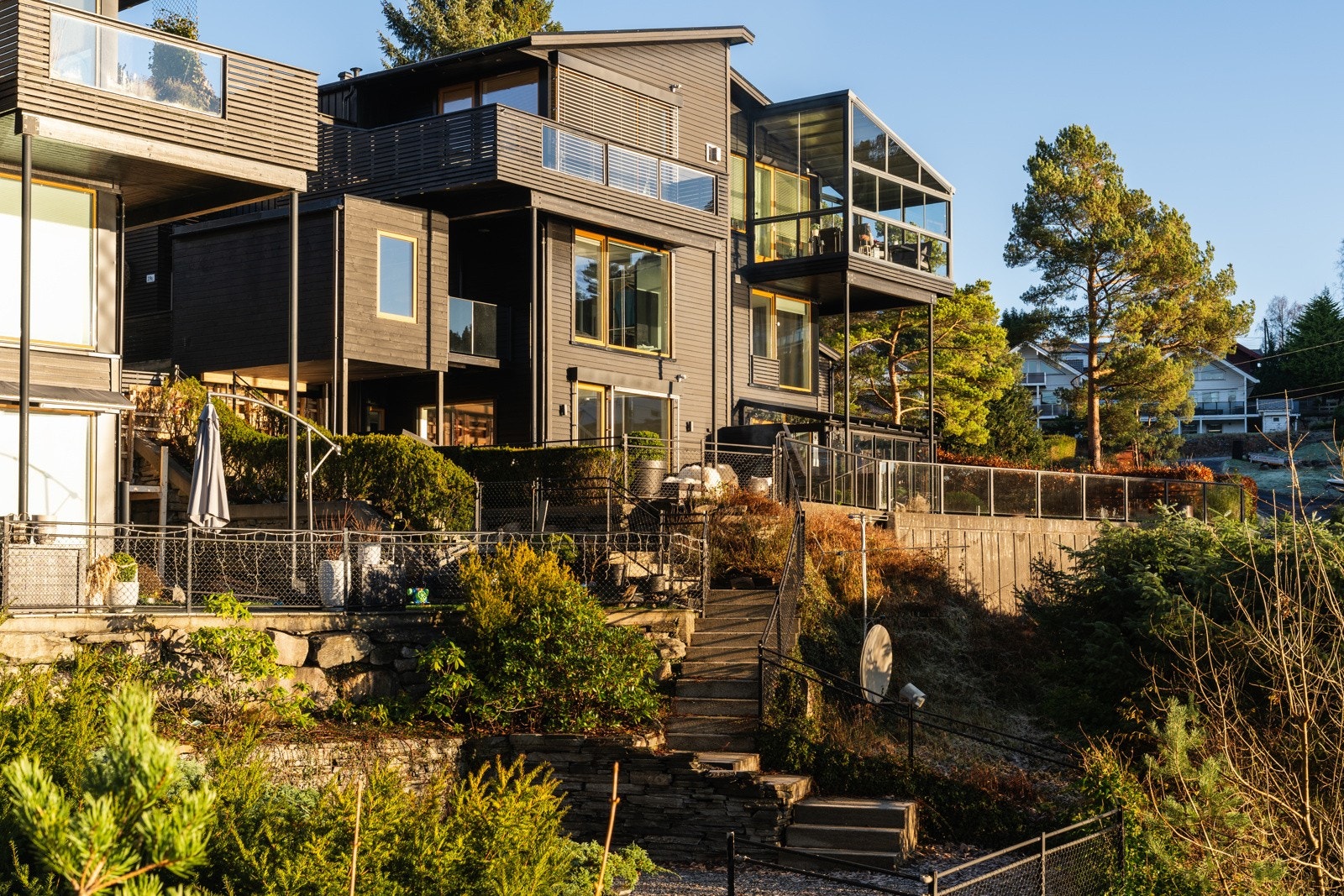 En moderne leilighet i et ekslusivt sameie med felles brygge! Galleribilde