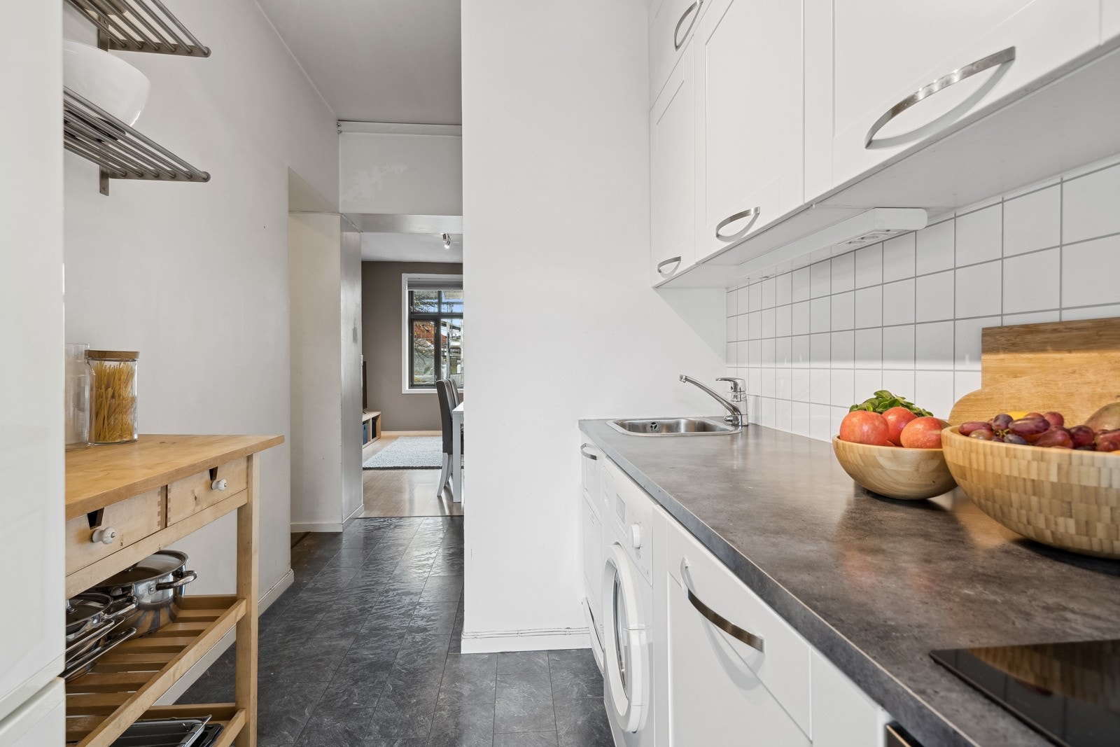 Kjøkkenet måler 7 kvm Galleribilde