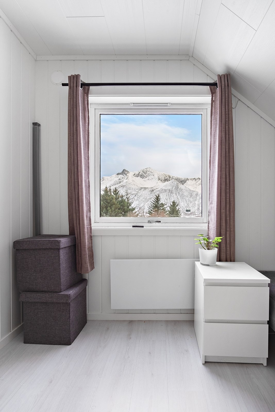 Soverom 2 av 3 Galleribilde